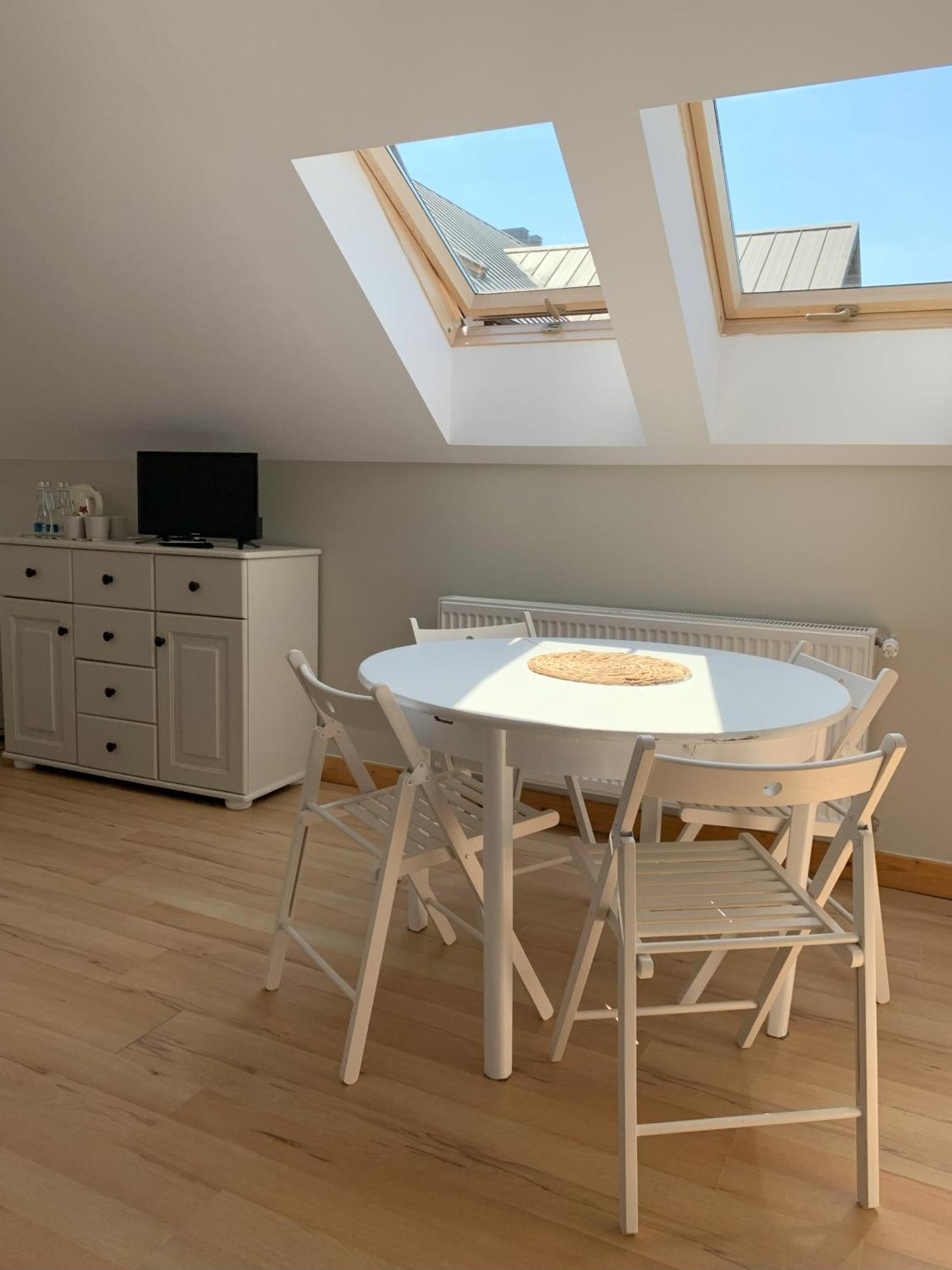 Barcelona Rooms Mikoszewo Eksteriør billede